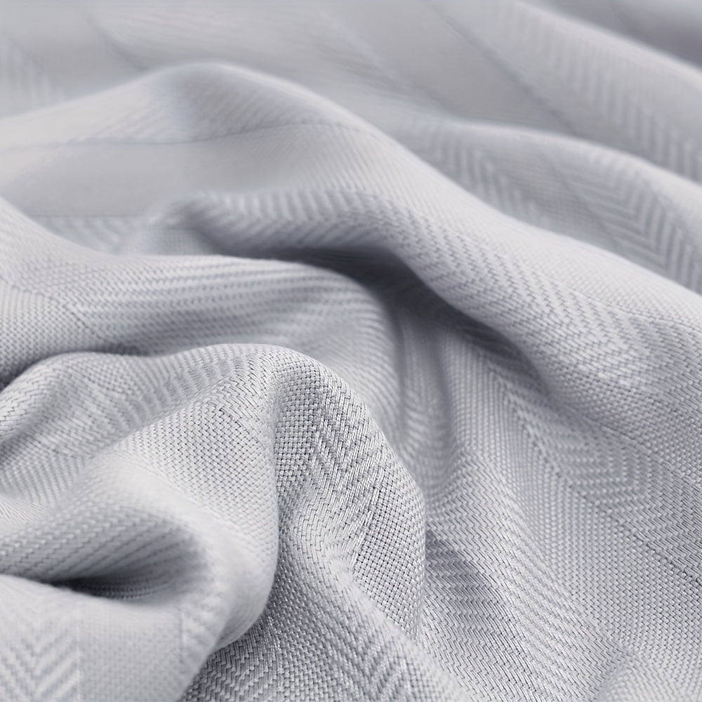 1pc Cooling Blanket, 100% Bamboo Blankets For Hot Sleepers Night Sweats, Summer Thin Blanket Absorbs Heat To Keep Adults Cool On Warm Nights