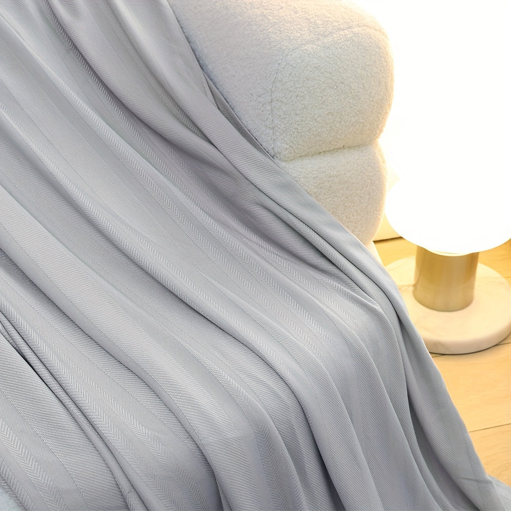 1pc Cooling Blanket, 100% Bamboo Blankets For Hot Sleepers Night Sweats, Summer Thin Blanket Absorbs Heat To Keep Adults Cool On Warm Nights