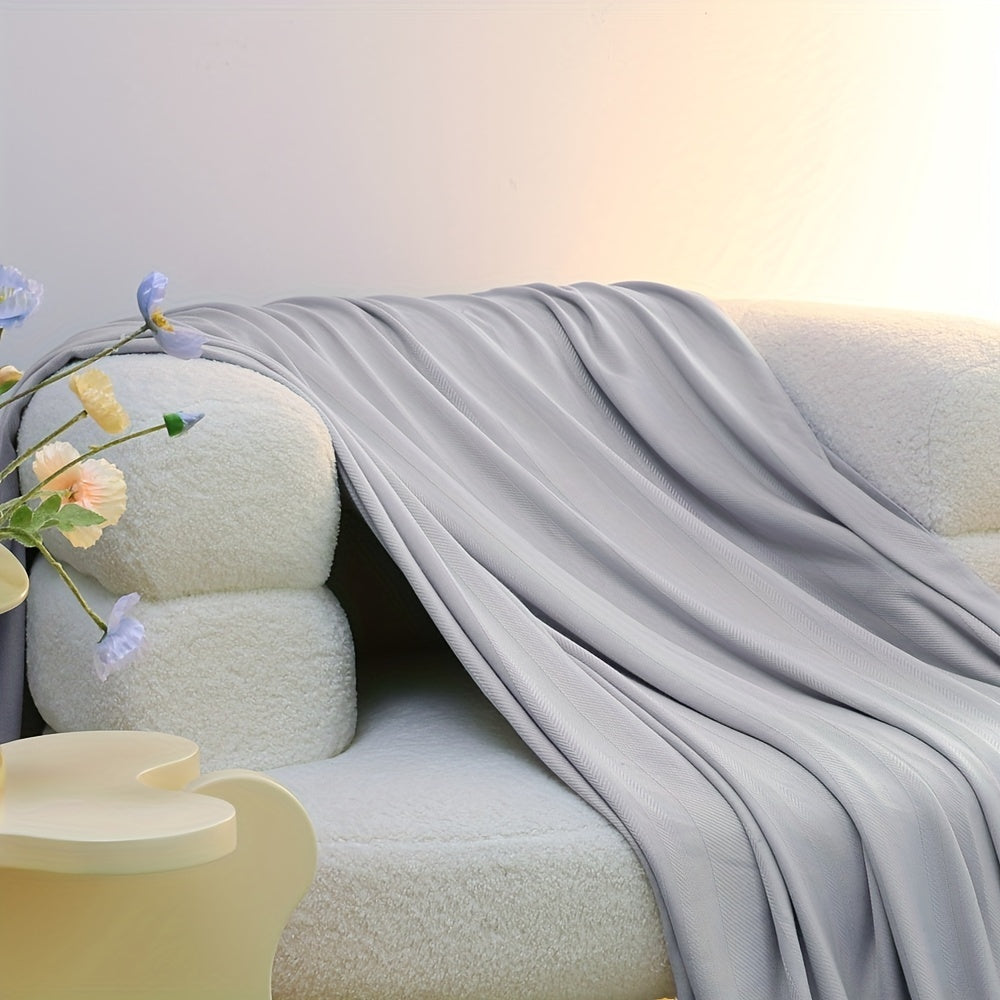 1pc Cooling Blanket, 100% Bamboo Blankets For Hot Sleepers Night Sweats, Summer Thin Blanket Absorbs Heat To Keep Adults Cool On Warm Nights